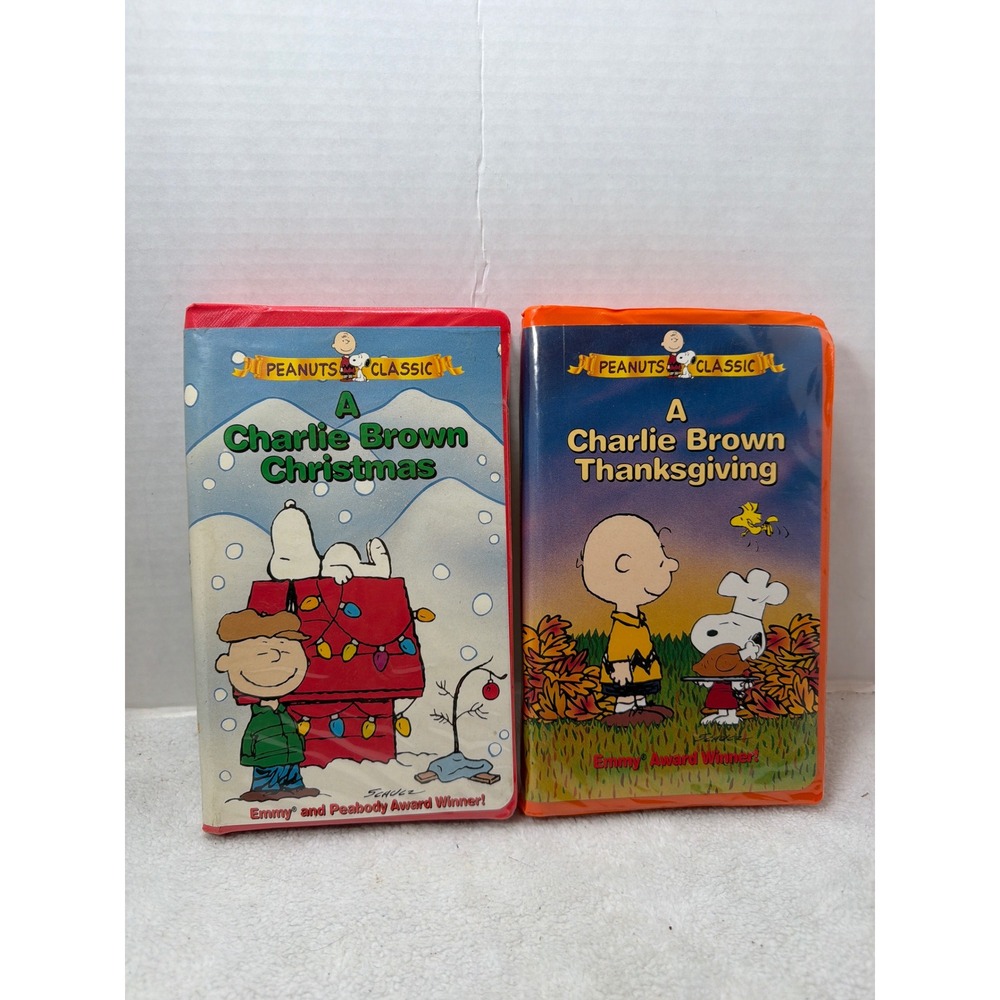 Peanuts Classic VHS Set of 2 Christmas Thanksgiving Charlie Brown Clam Shell